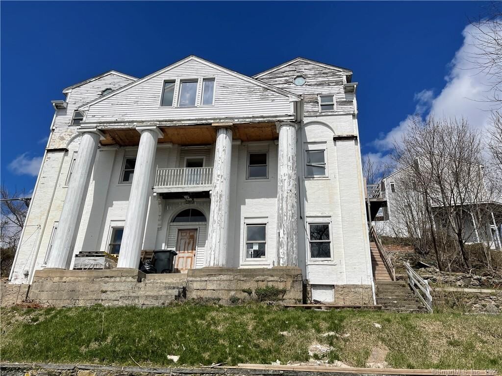Property Photo: 132 School Street CT 06380
