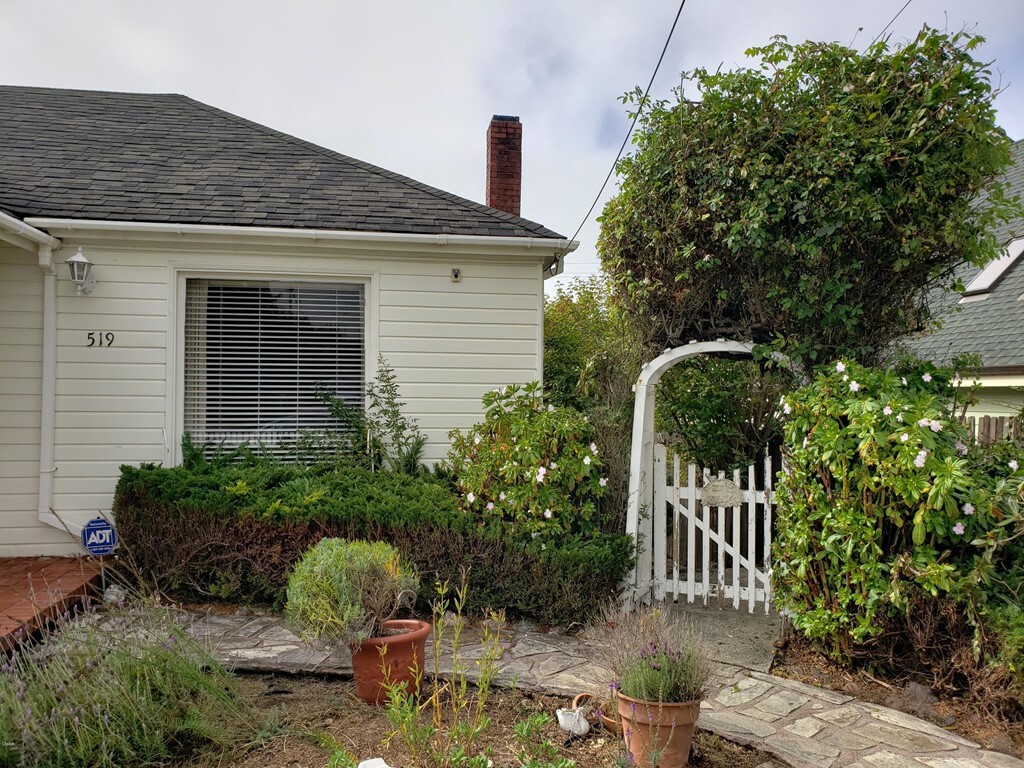 Property Photo: 519 N Whipple Street CA 95437