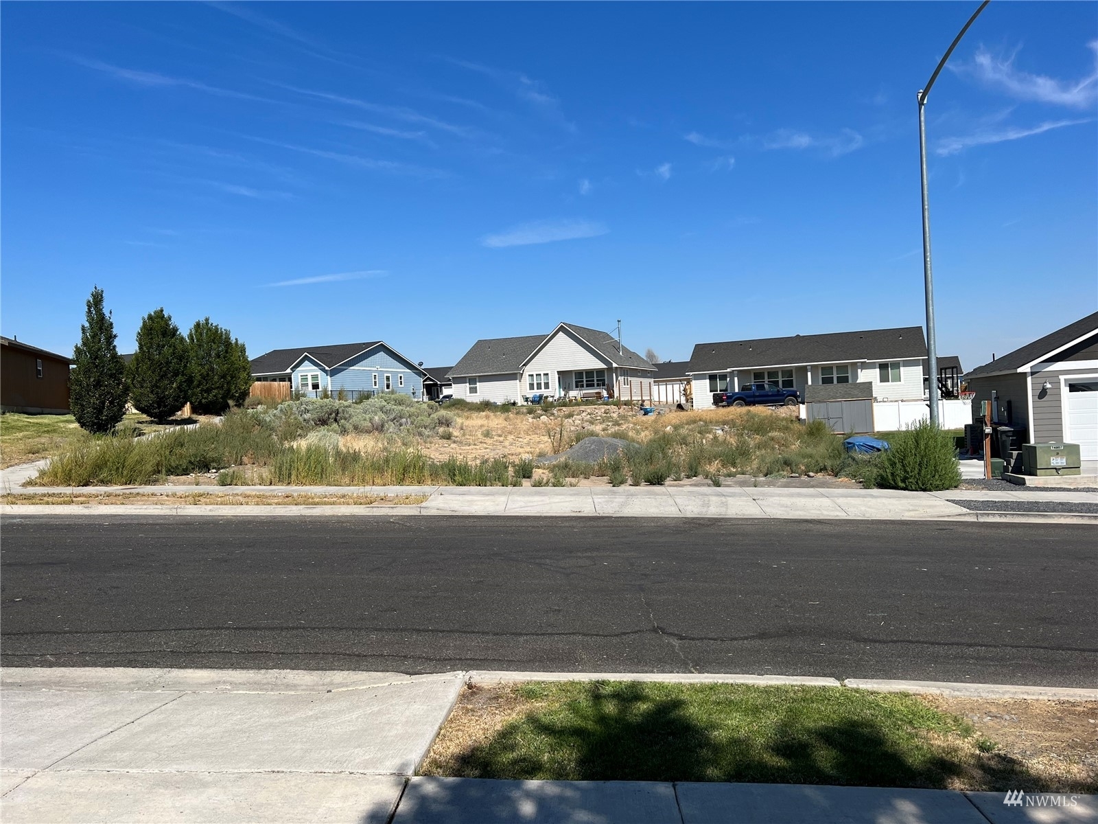 1424 W Century  Moses Lake WA 98837 photo