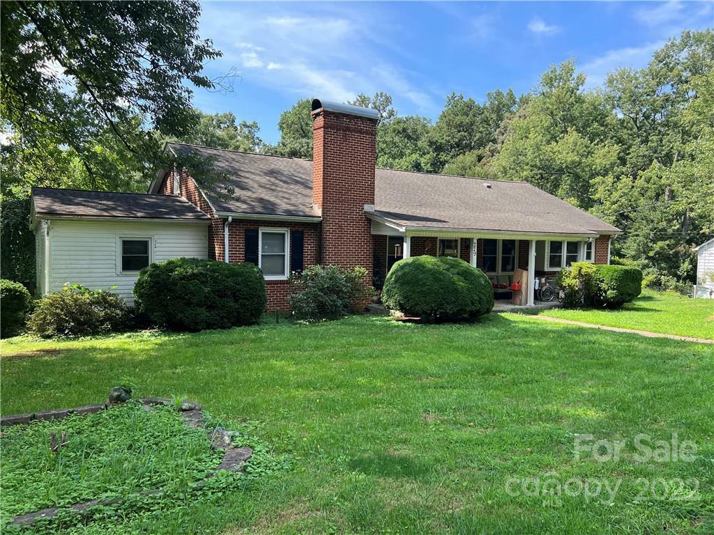 Property Photo:  229 N Anderson Street  NC 28655 