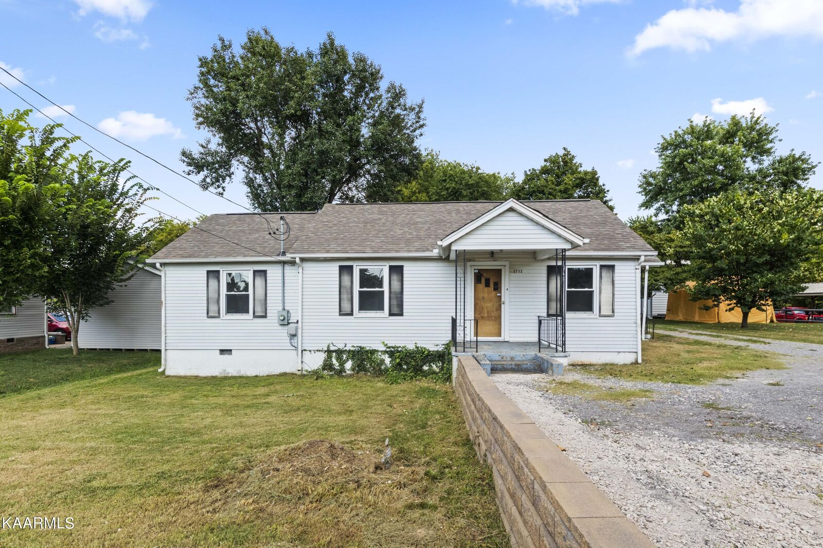 Property Photo:  2713 Sanderson Rd  TN 37921 