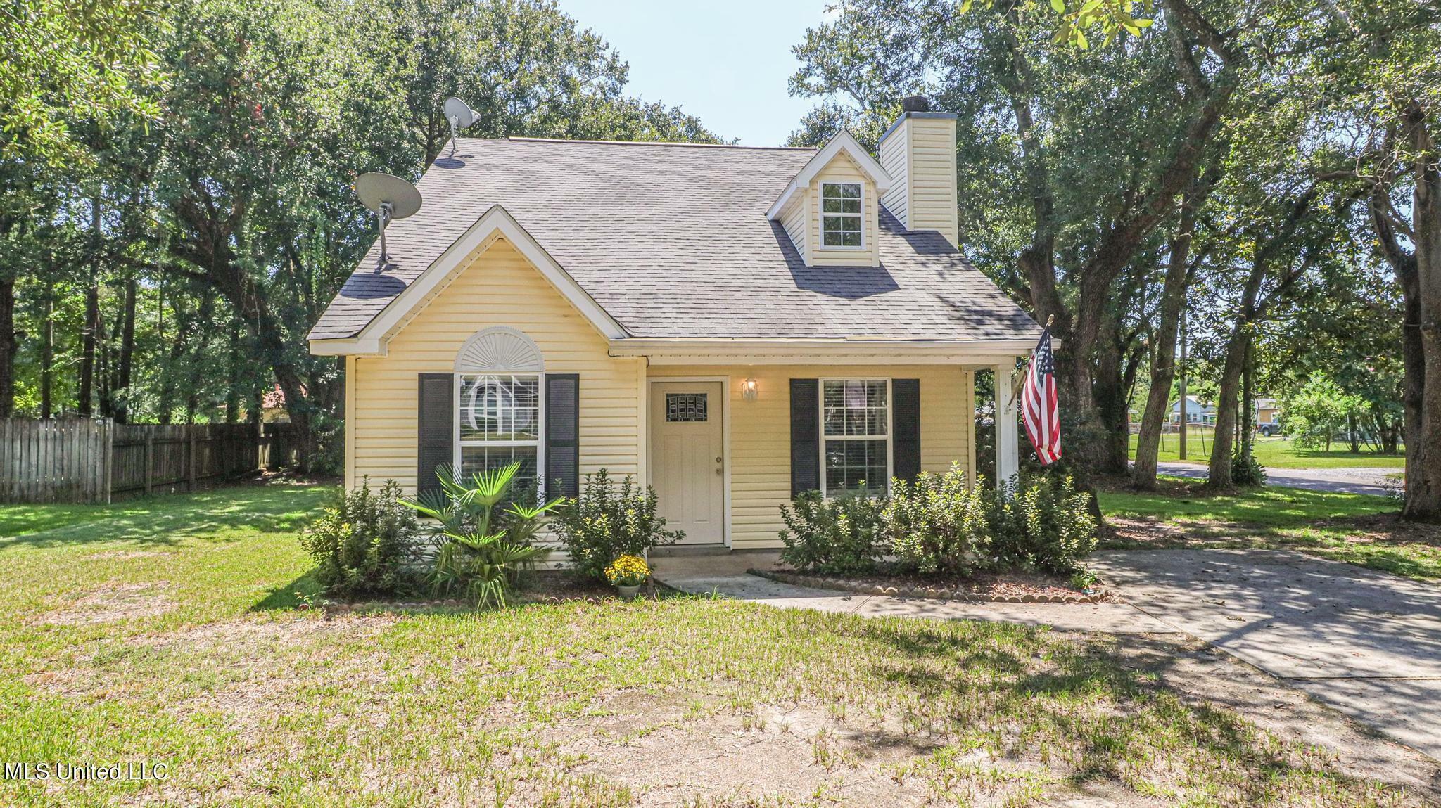 Property Photo:  22 Oakmont Place Place  MS 39560 