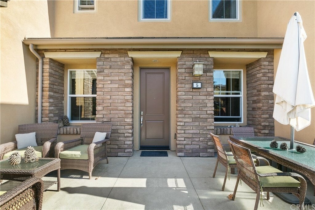 Property Photo:  5 Piara Street  CA 92694 