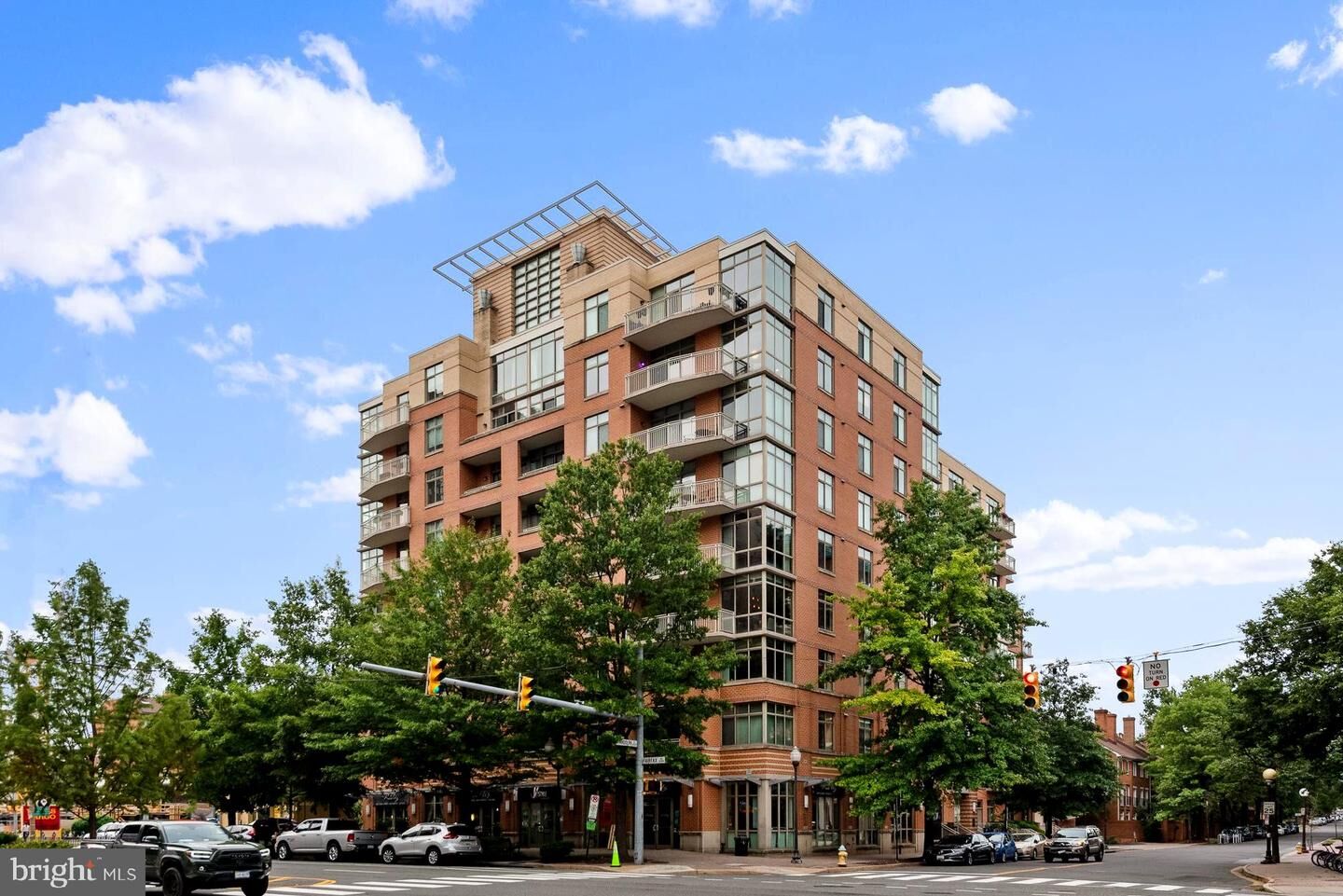 Property Photo: 1000 N Randolph Street 801 VA 22201