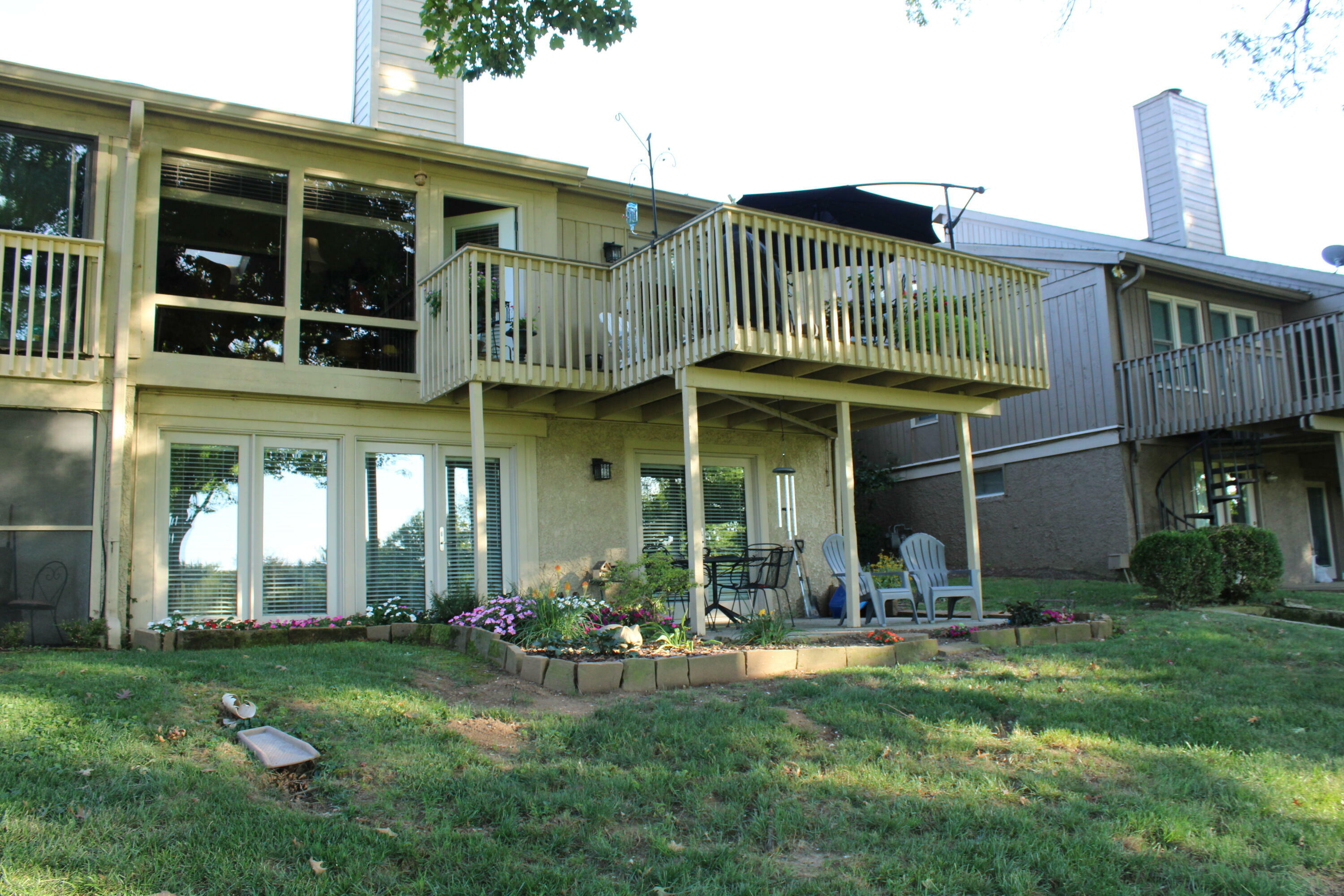 Property Photo:  128 Locust Hill Drive  KY 40601 