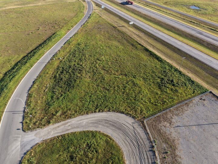 Photo de la propriété:  #3 24 Street SE  AB T1V 0B3 