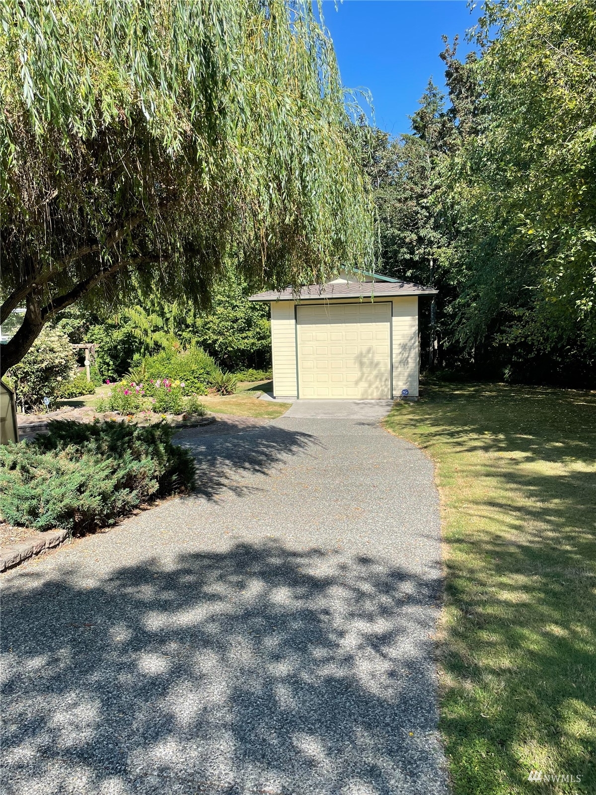 Property Photo:  230 Lilac Drive  WA 98273 