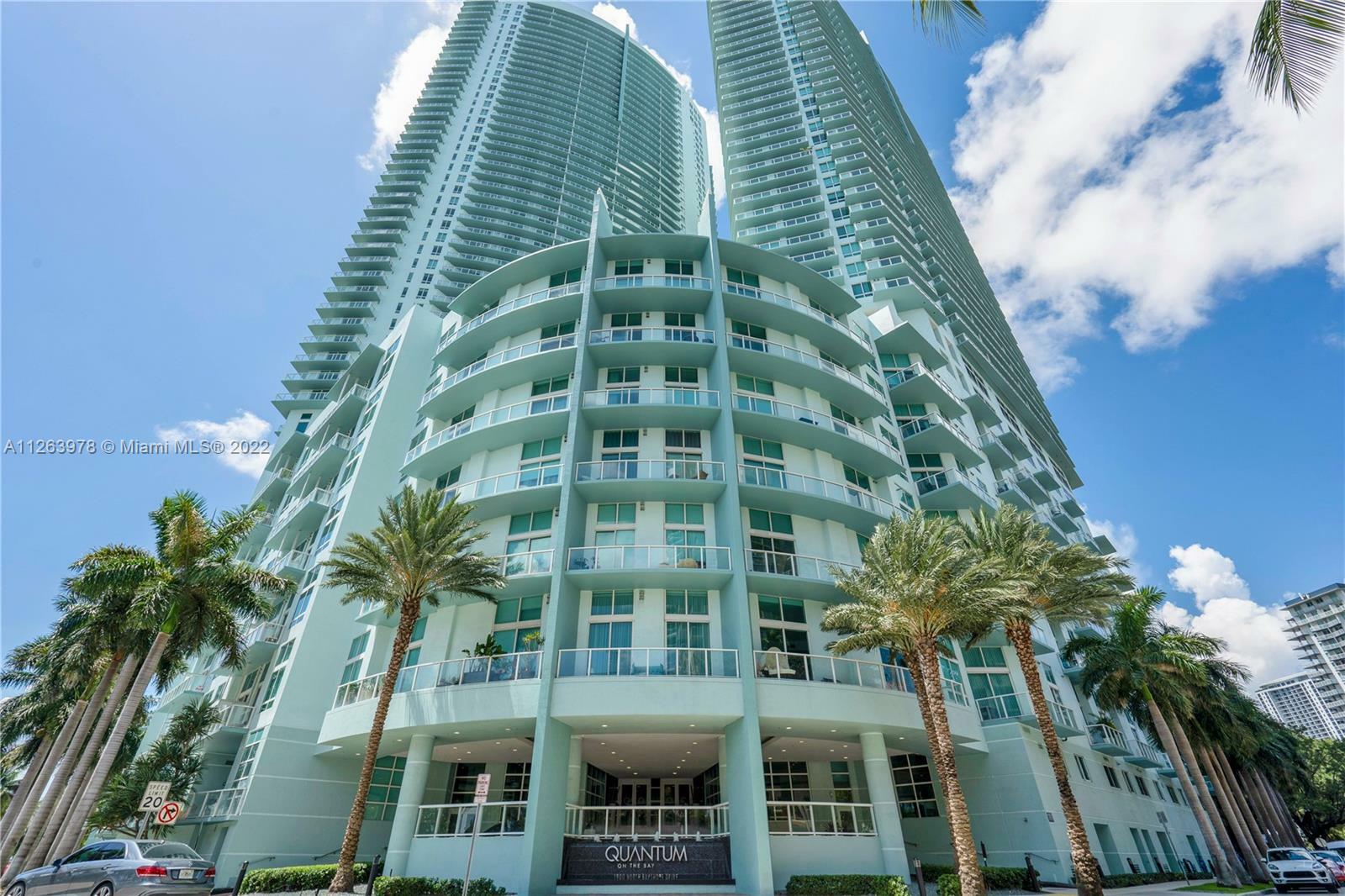 Property Photo:  1900 N Bayshore Dr 1404  FL 33132 