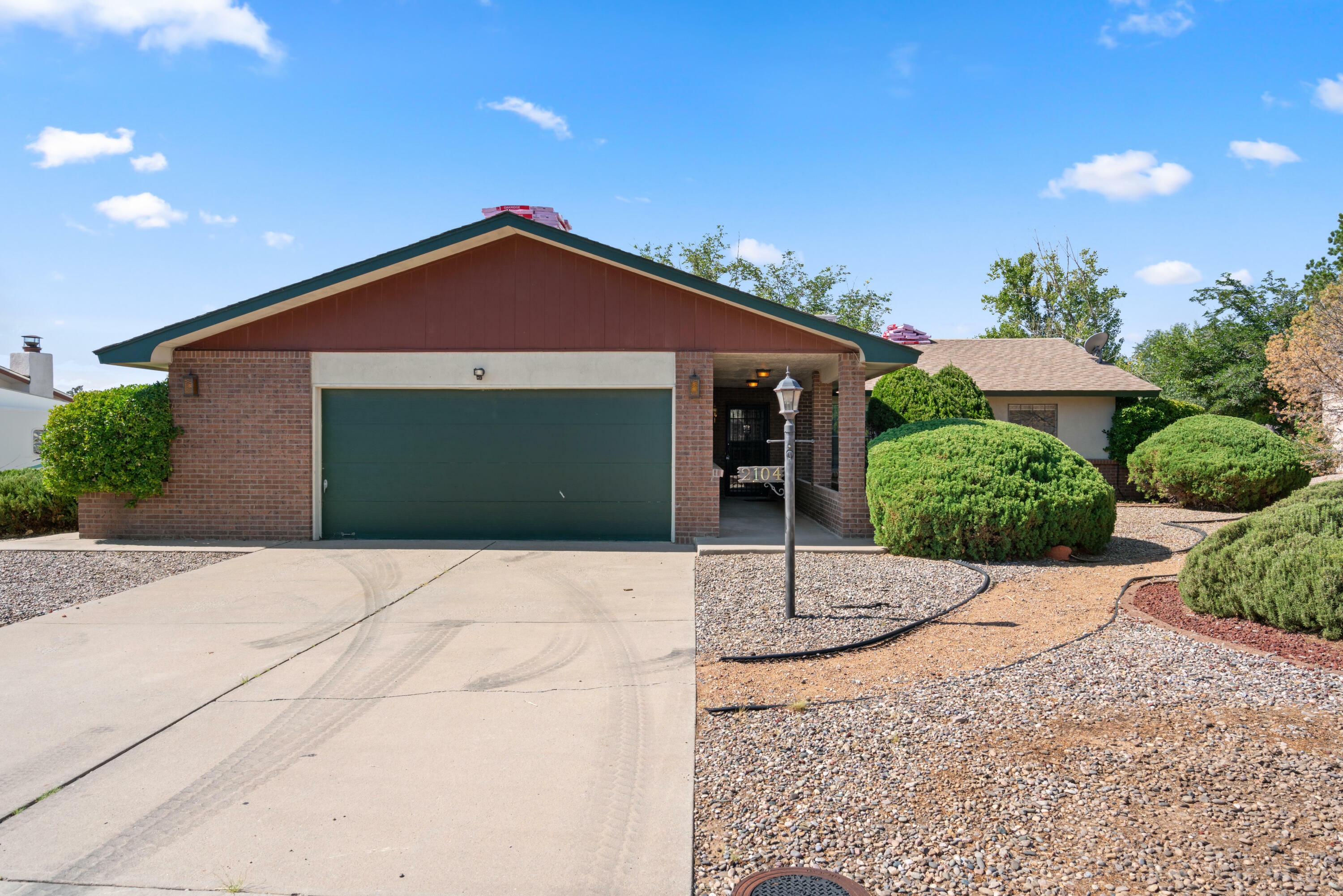 Property Photo:  2104 Twisted Juniper Road SE  NM 87124 