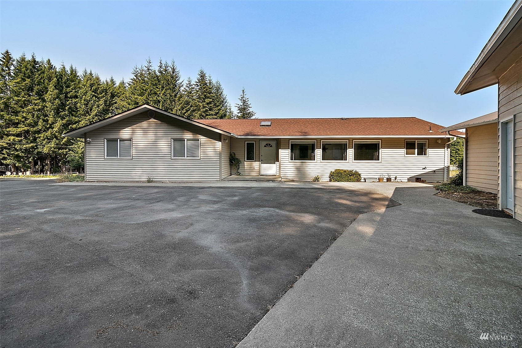 Property Photo:  109 Carroll Way  WA 98532 