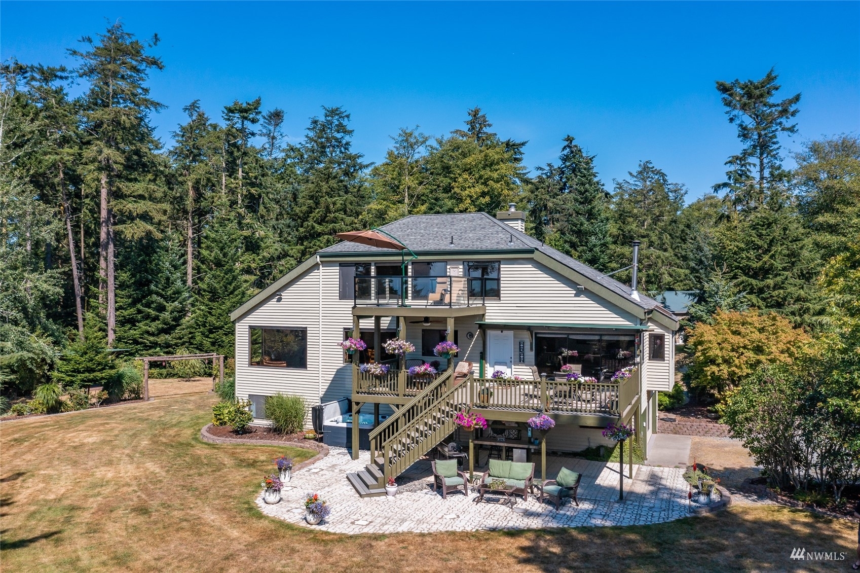 Property Photo:  951 West Beach Road  WA 98239 