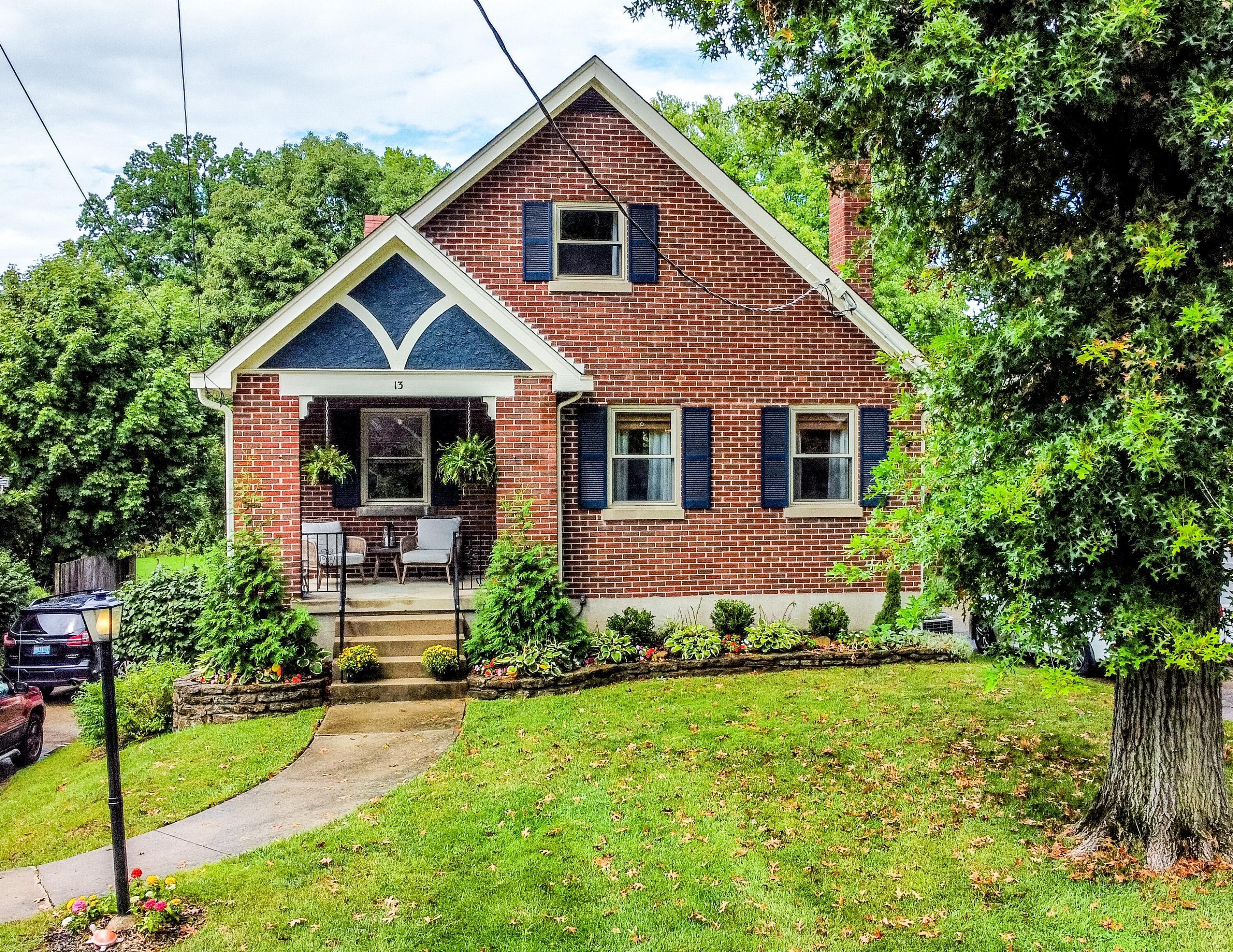 Property Photo: 13 W Henry Clay Avenue KY 41011