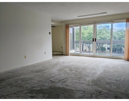 Property Photo: 1100 Salem St 48 MA 01940