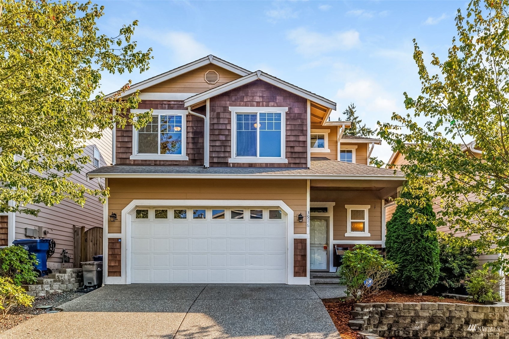 Property Photo: 3916 147th Street SW E WA 98087