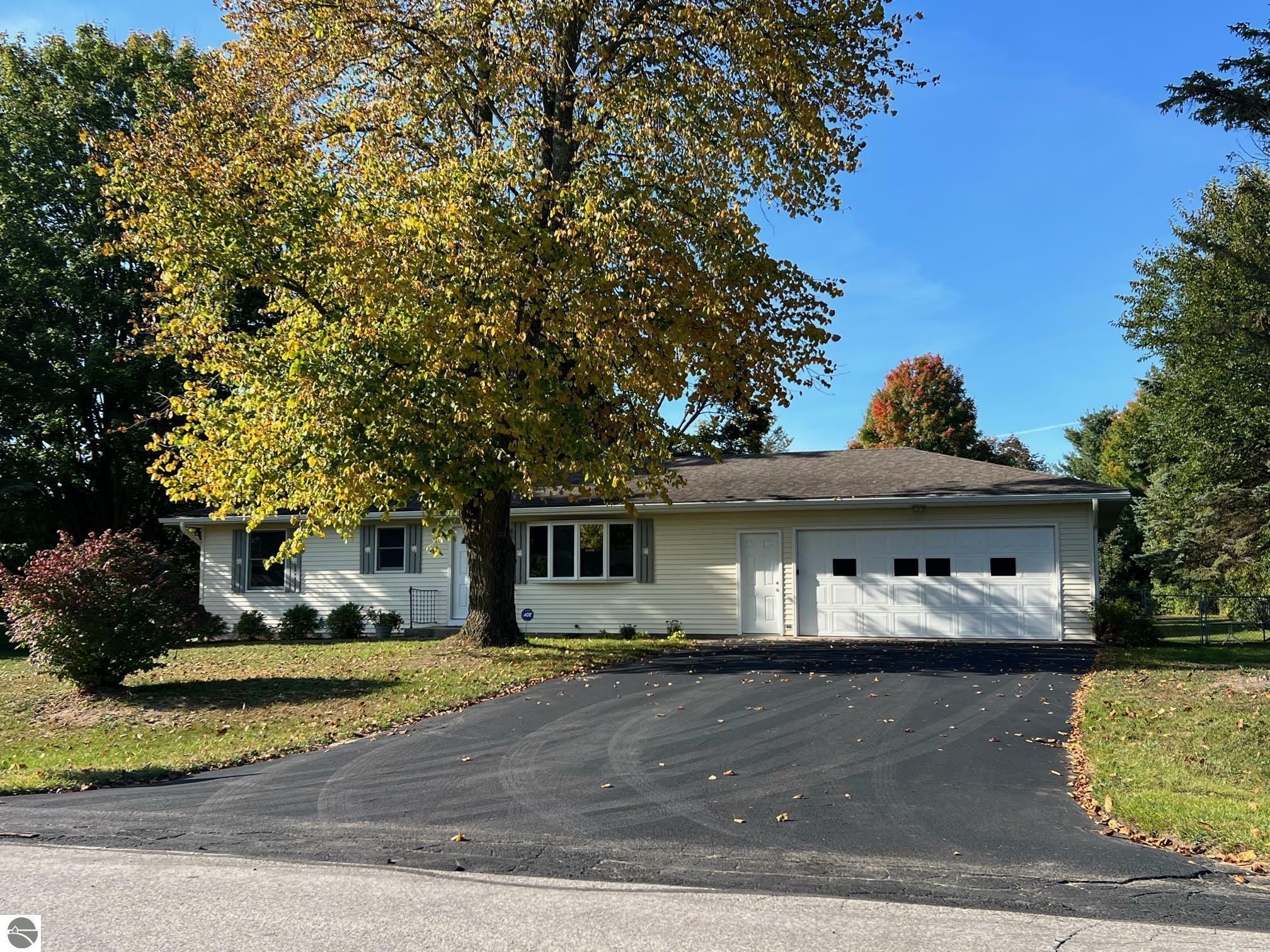 Property Photo:  6078 Beverly Drive  MI 49685 