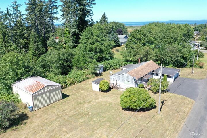 Property Photo:  54 Ocosta Sixth Street  WA 98520 