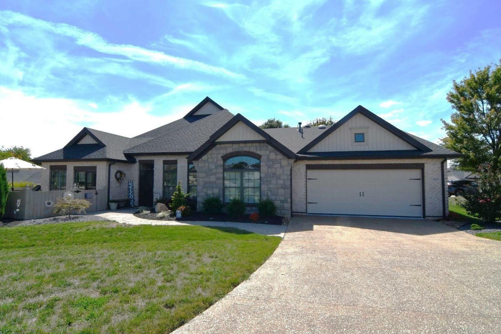 Property Photo: 1125 Haverhill Drive IN 47725-6453