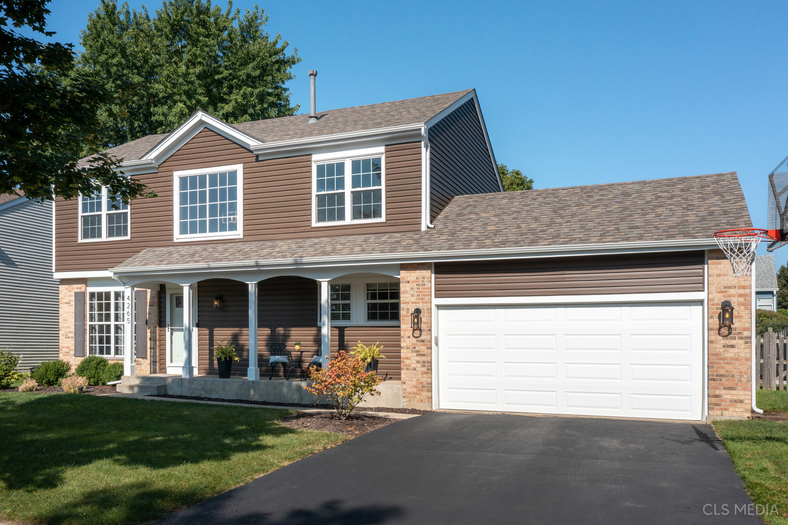 4265 Peartree Drive  Lake In the Hills IL 60156 photo
