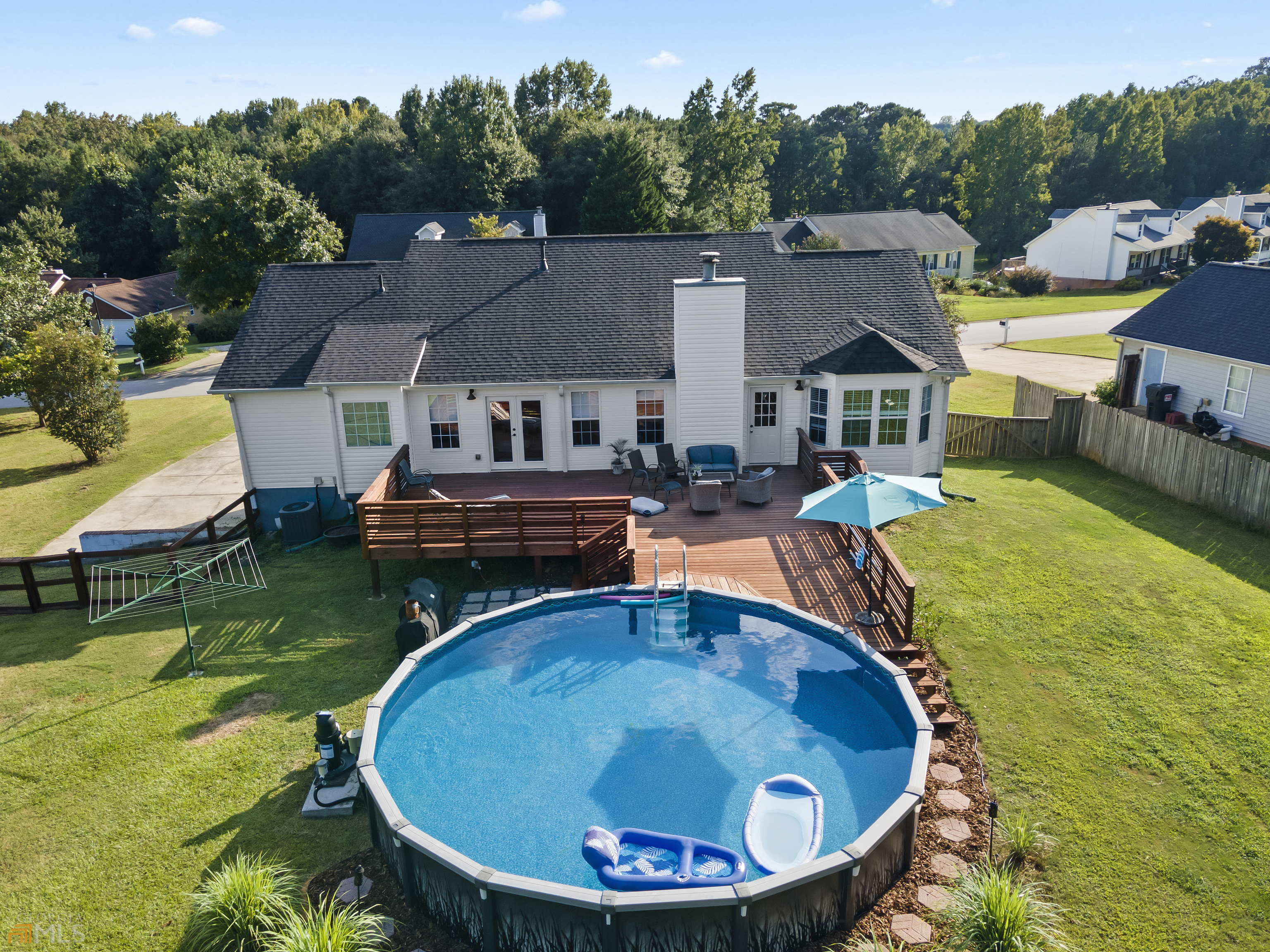 Property Photo: 205 Starlyn Drive GA 30141