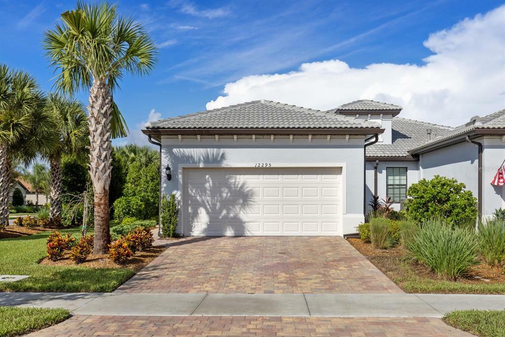 Property Photo:  12295 Myrtle Bay Court  FL 34238 