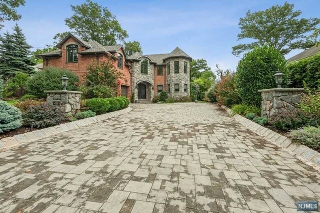 Property Photo:  489 Summit Street  NJ 07632 
