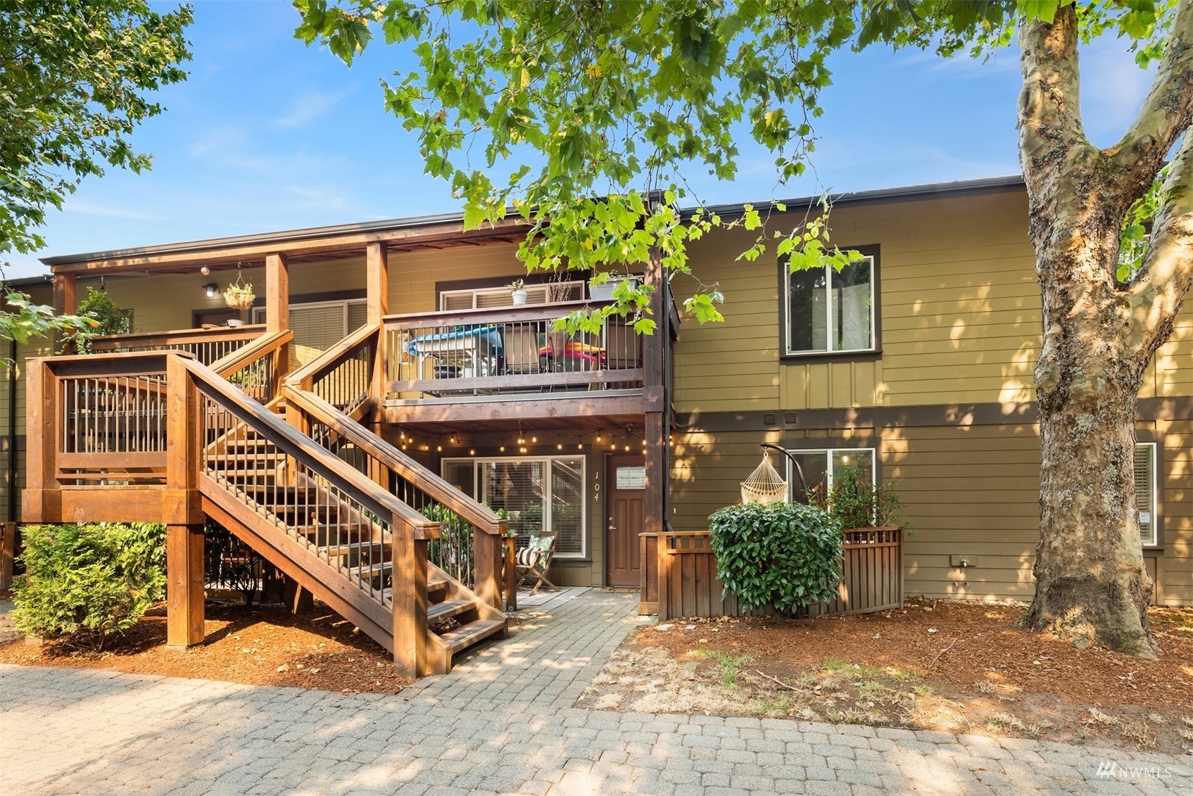 Property Photo: 21305 48th Avenue W B104 WA 98043