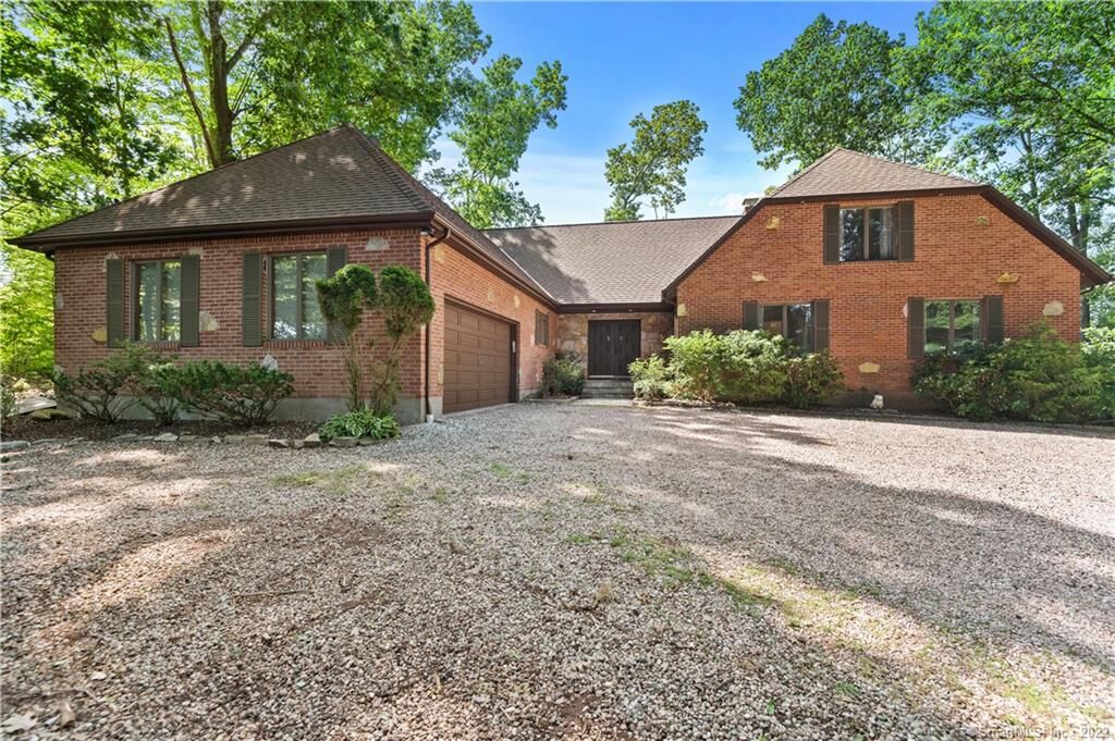 Property Photo:  144 Birchwood Drive  CT 06518 