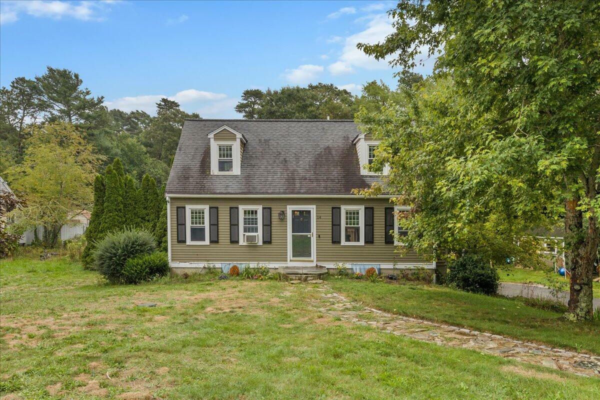 Property Photo: 14 Stetson Court MA 02360