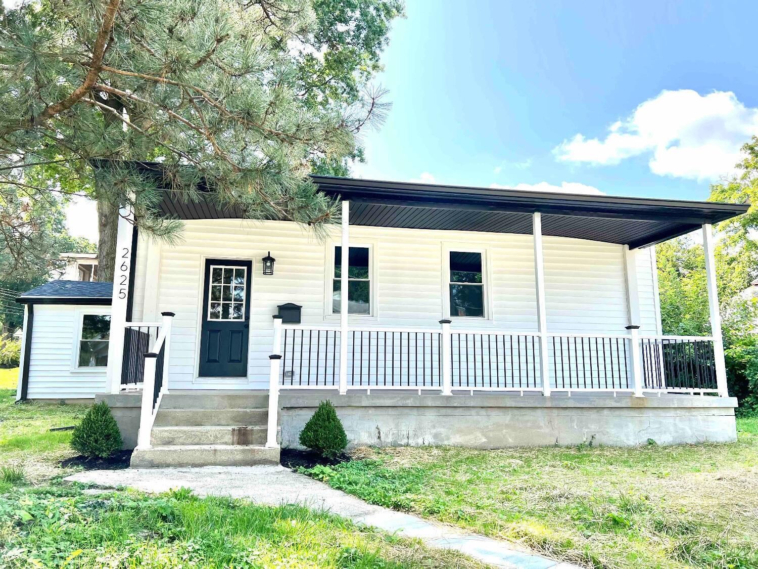 Property Photo: 2625 Swift Ave OH 45212