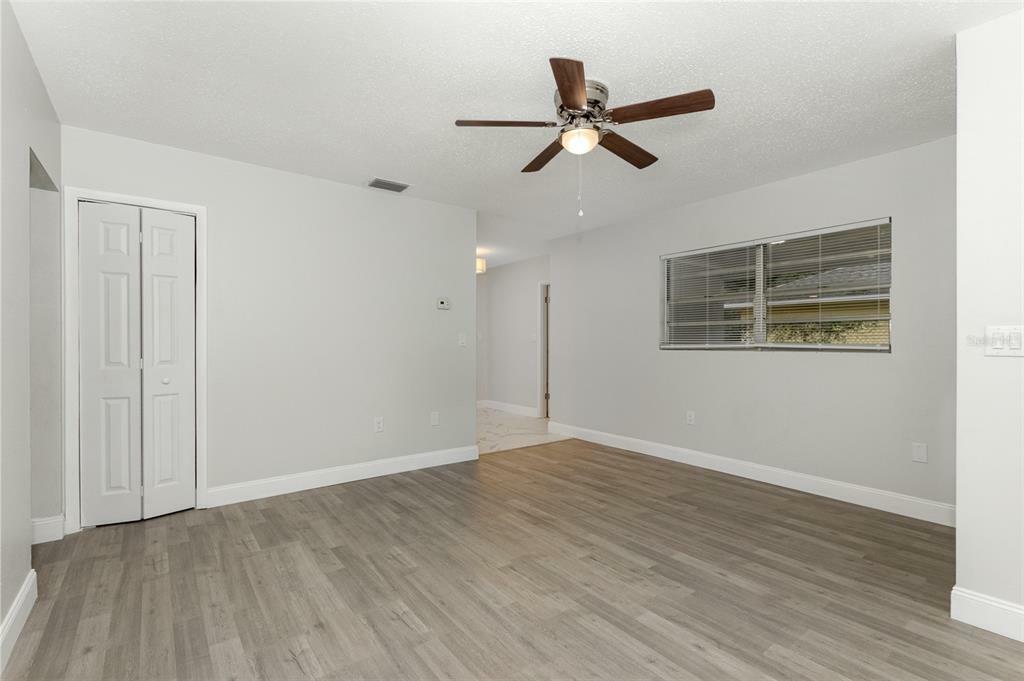 Property Photo:  5468 Vance Avenue  FL 32810 