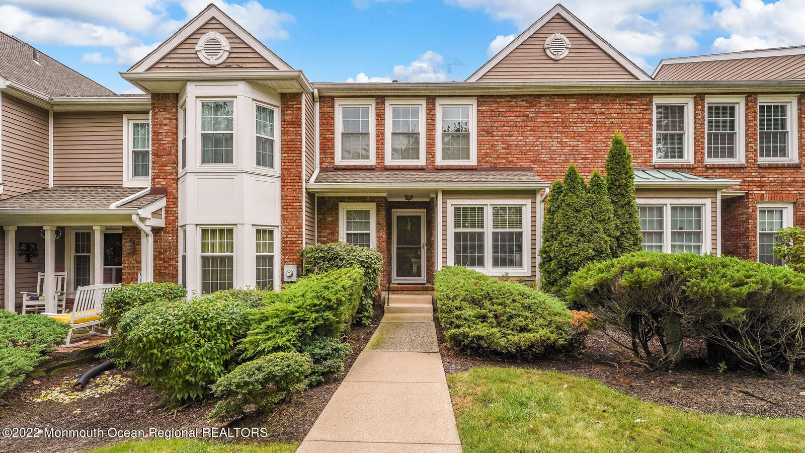 Property Photo:  138 Hawthorne Court  NJ 07866 