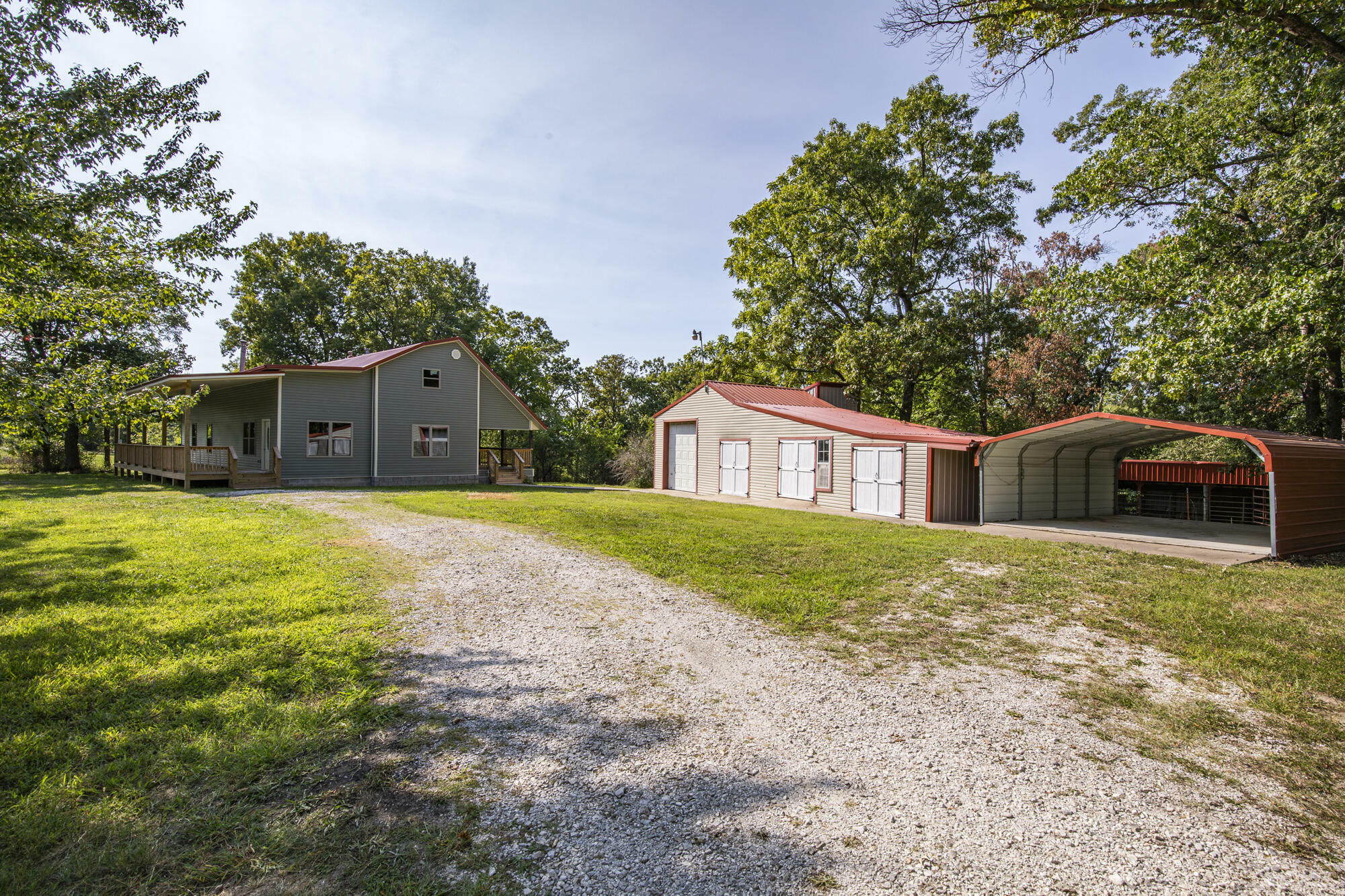 Property Photo:  2063 Goff Ridge Road  MO 64856 