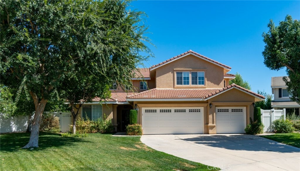 Property Photo:  24558 Genova Court  CA 92562 