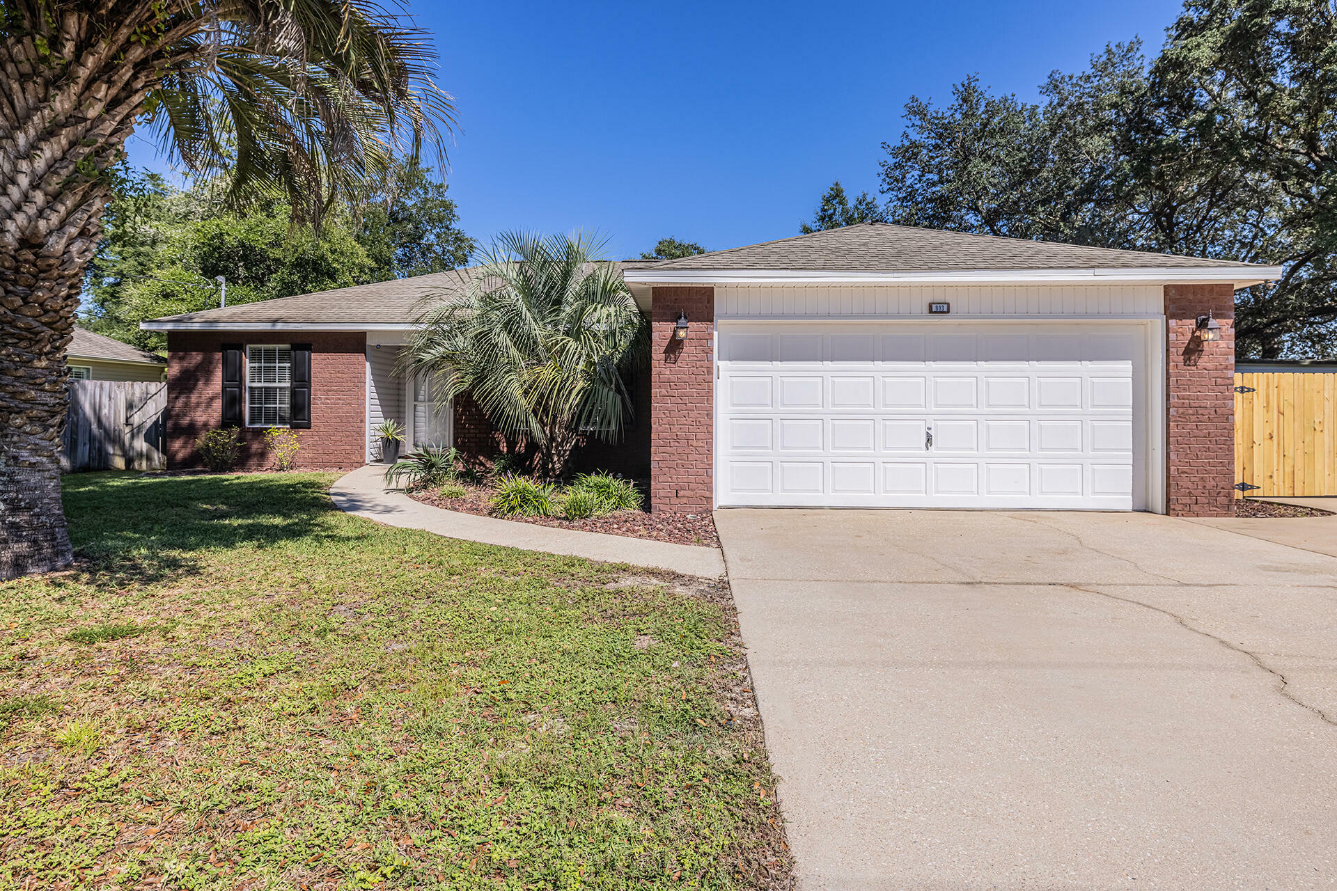 Property Photo:  803 Kenneth Drive  FL 32547 