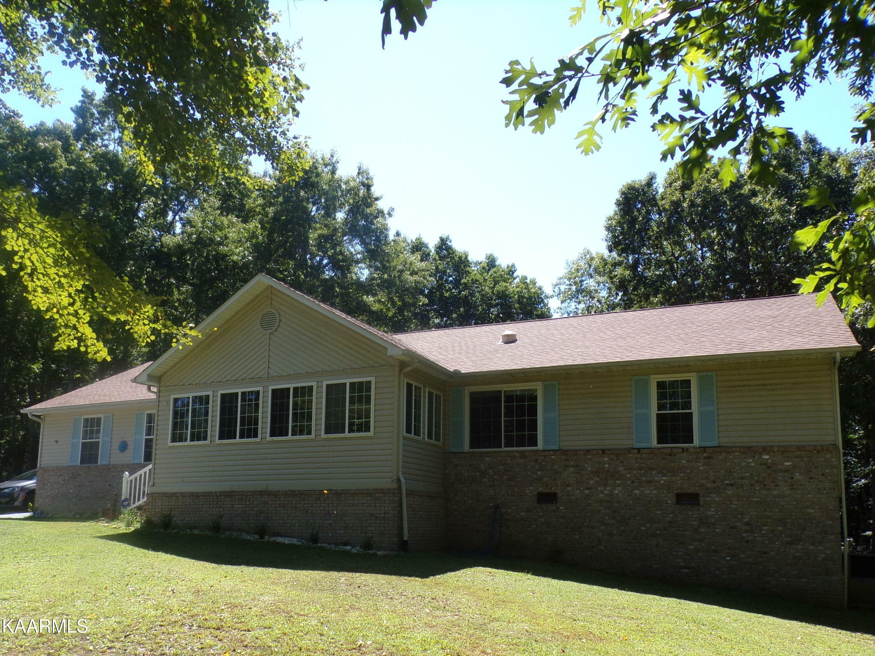 686 Forest Drive  Crossville TN 38555 photo