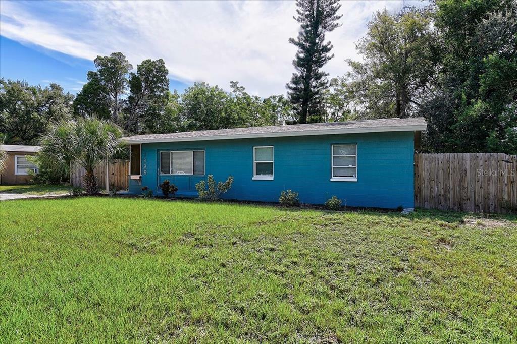 Property Photo:  3996 Neptune Drive SE  FL 33705 