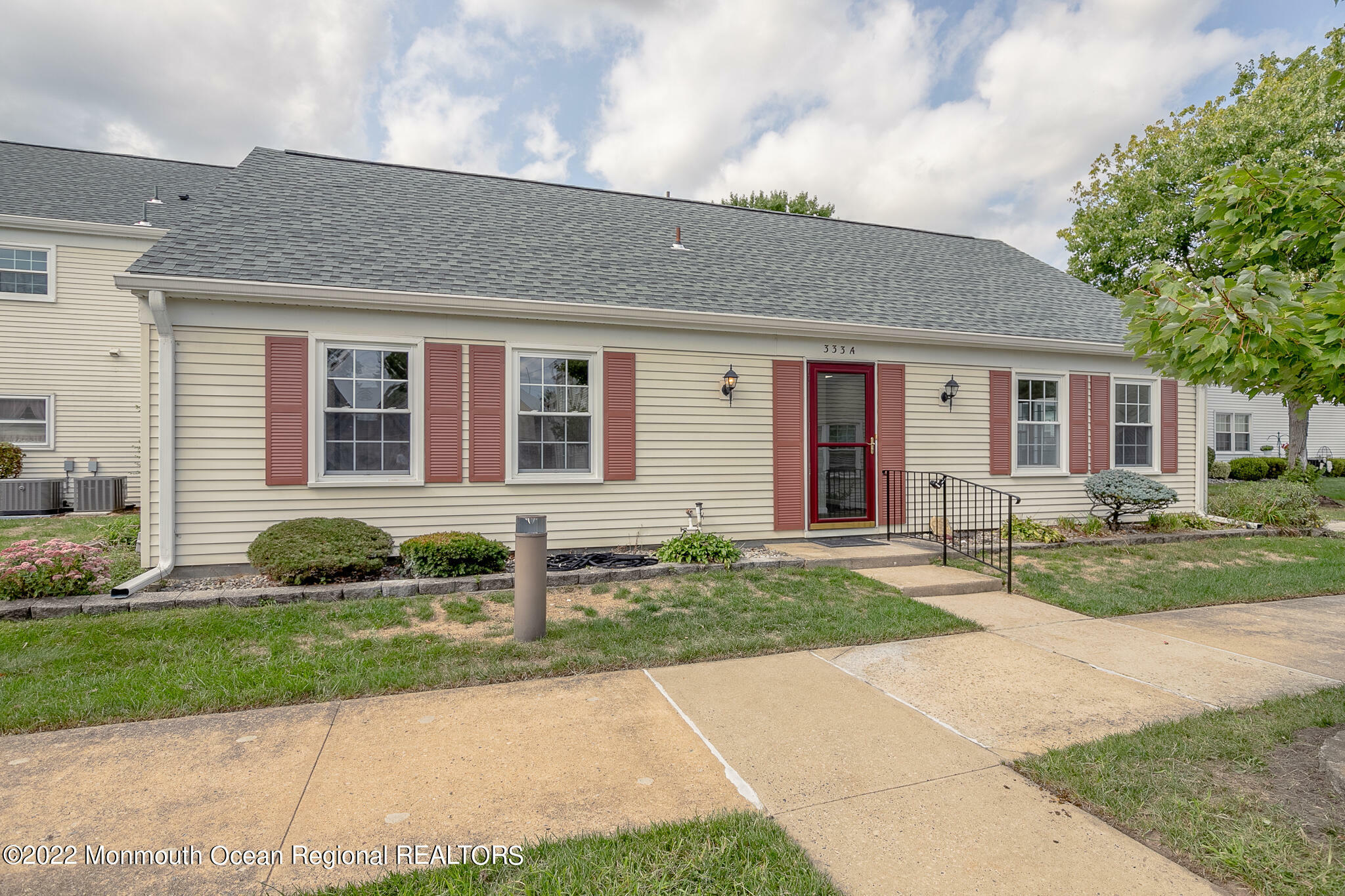 Property Photo:  333A Newport Way  NJ 08831 