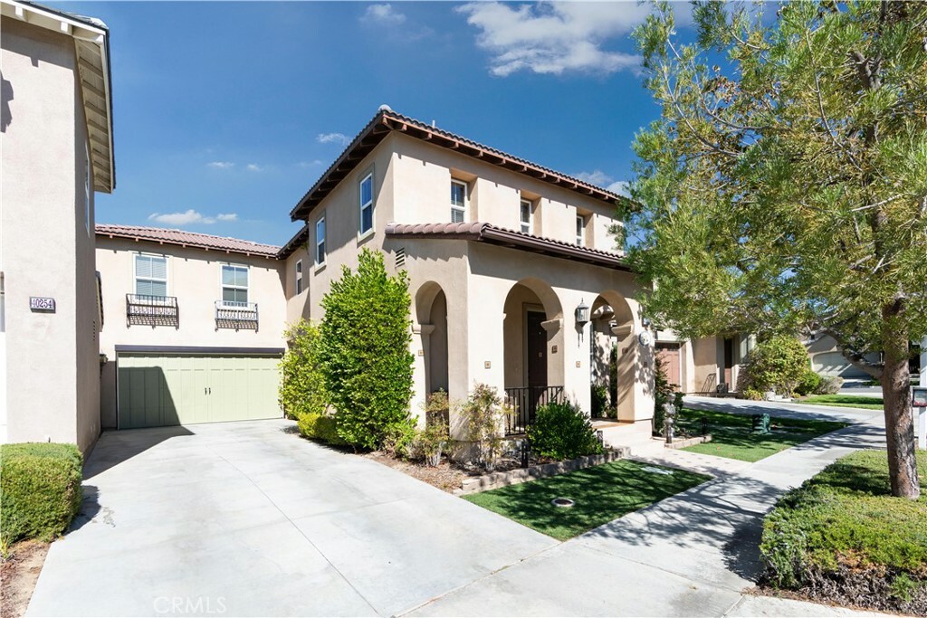 Property Photo:  40262 Danbury Court  CA 92591 