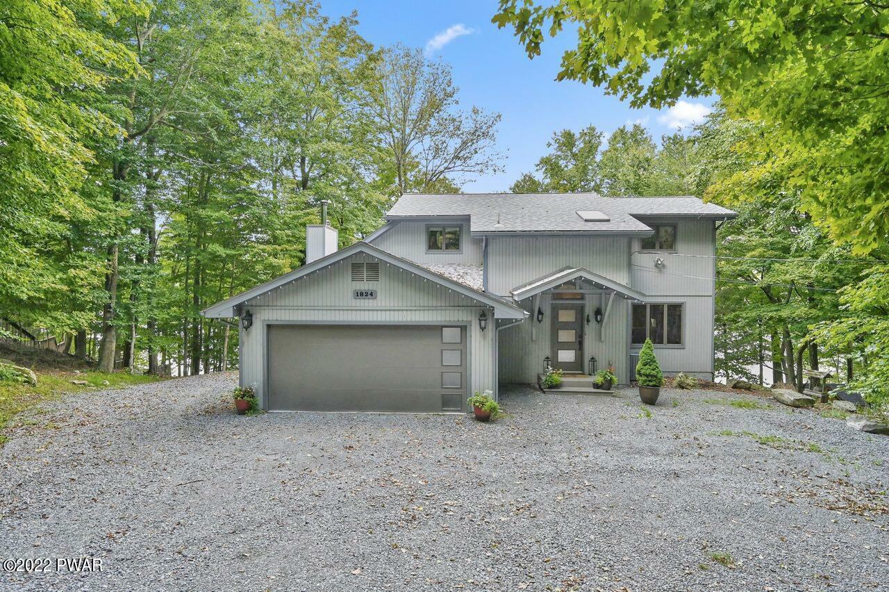 Property Photo:  21 Roamingwood Road  PA 18436 