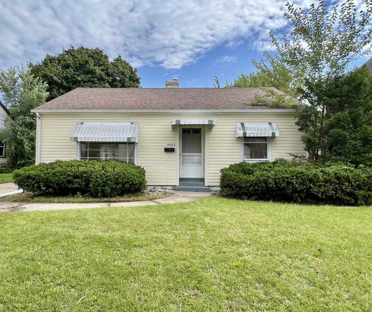 Property Photo:  1023 McKinley Ave  WI 53511 