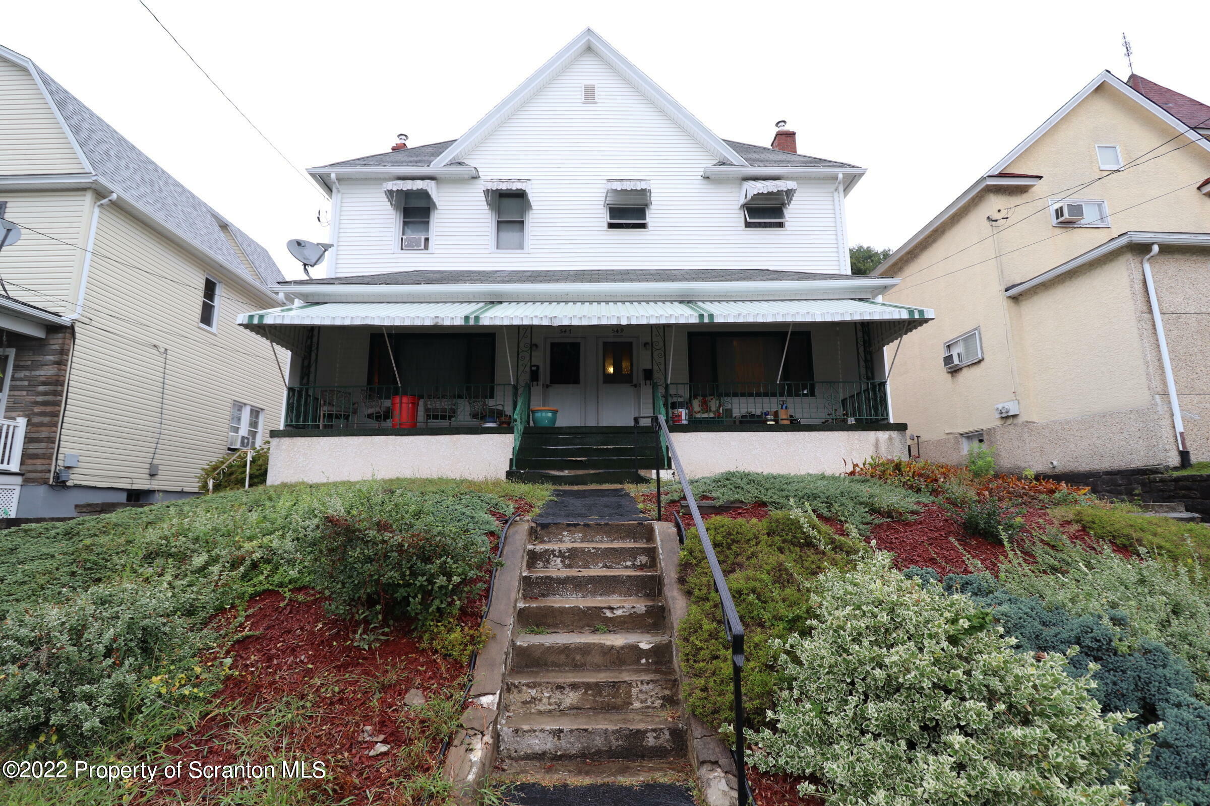 Property Photo:  549 Chestnut Street  PA 18512 