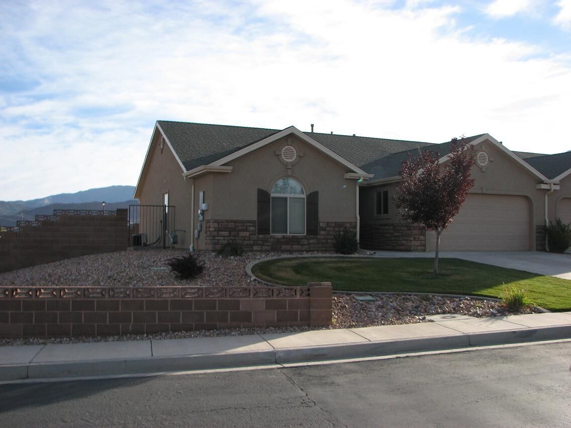 Property Photo:  1397 S Southern View Dr  UT 84720 