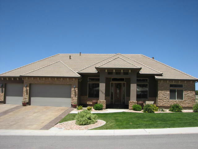 Property Photo:  1055 E Ashdown Forest  UT 84721 