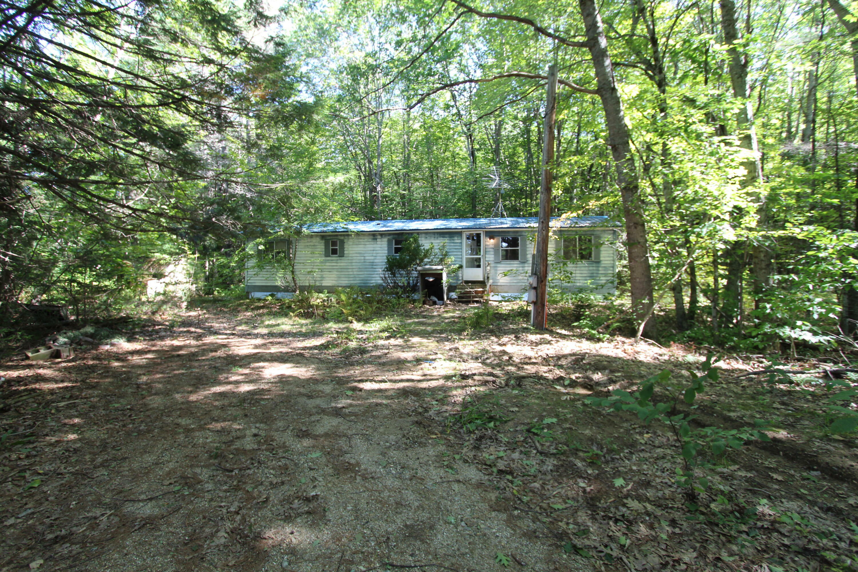 Property Photo: 337 Sumner Road ME 04220