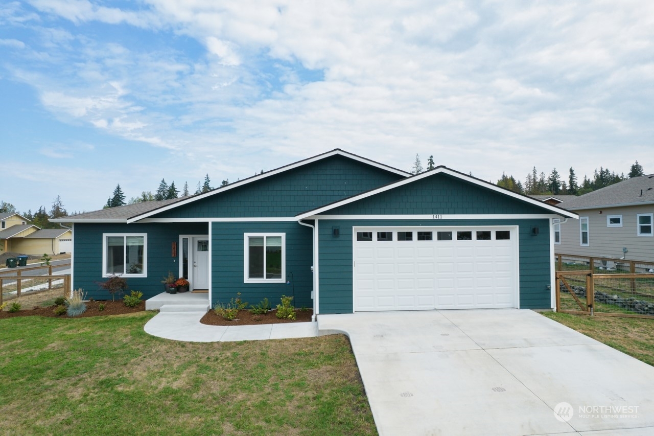 Property Photo:  1411 Rook Drive  WA 98362 