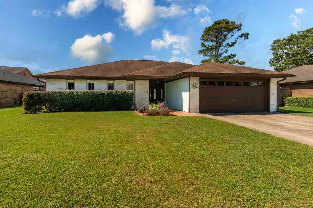 Property Photo:  7617 Spring Meadow  TX 77642 