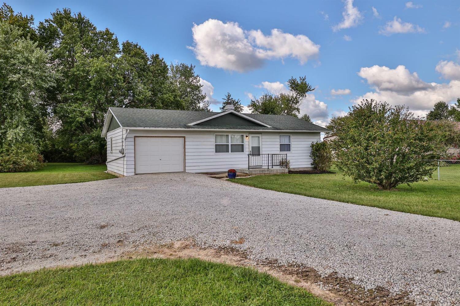 Property Photo:  4464 Tri County Hwy  OH 45154 