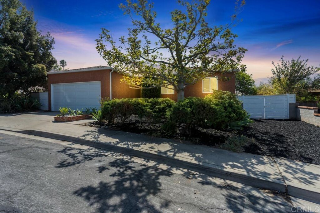 Property Photo:  1711 Petra Drive  CA 92104 