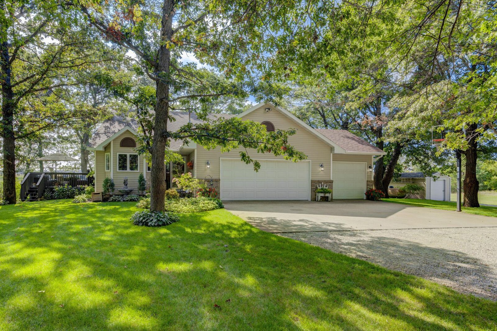 Property Photo:  15337 67th Street SE  MN 55308 