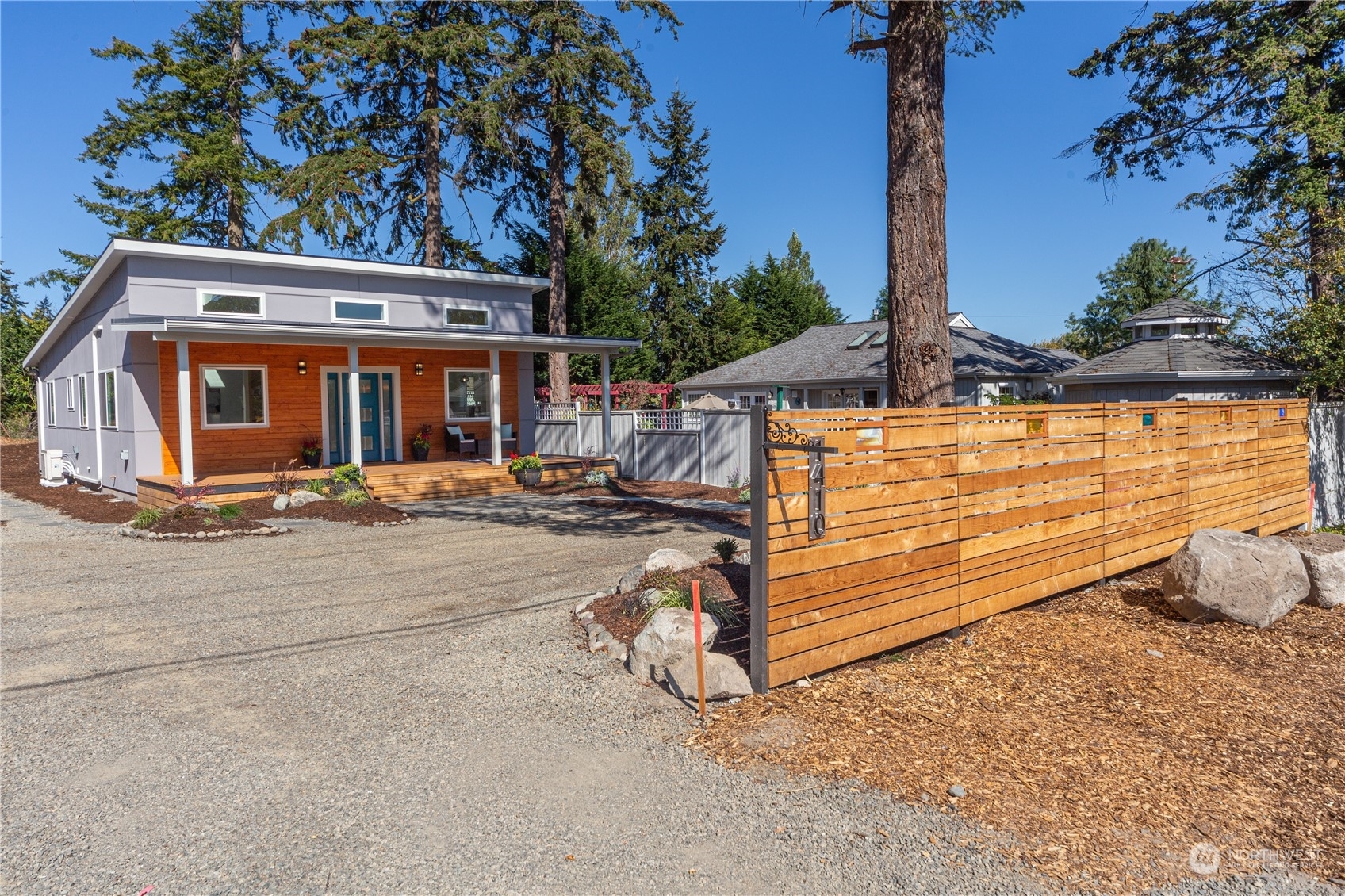 Property Photo:  1410 Hastings Avenue  WA 98368 